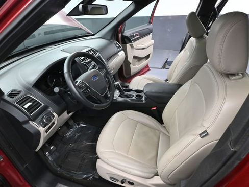 Used 2018 Ford Explorer Limited w/ Equipment Group 301A image 22