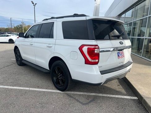 Used 2021 Ford Expedition XLT image 3