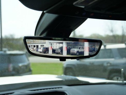 Used 2022 Chevrolet Silverado 3500 High Country w/ Technology Package image 36