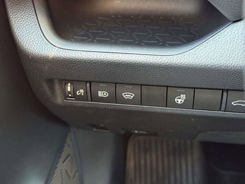 Used 2024 Toyota RAV4 XLE image 23