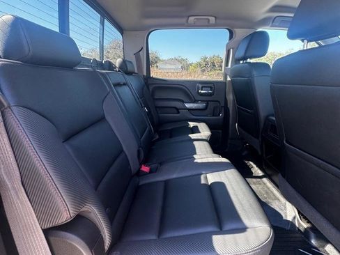 Used 2017 GMC Sierra 1500 SLT image 16