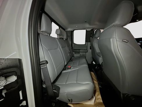 New 2026 Ford F550 4x4 Supercab Super Duty image 30