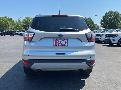 Used 2018 Ford Escape SE FWD image 6