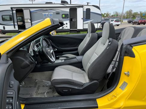 Used 2013 Chevrolet Camaro LT RWD image 22