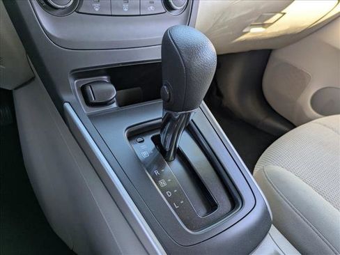 Used 2017 Nissan Sentra S image 11