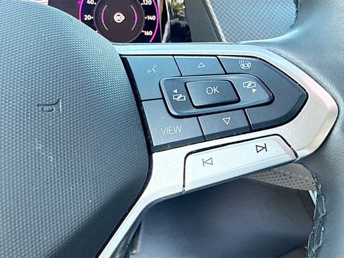 Used 2024 Volkswagen Atlas Peak Edition SEL image 38