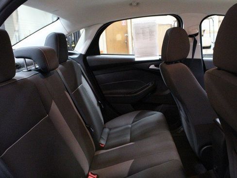 Used 2013 Ford Focus SE image 12