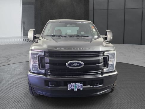 Used 2018 Ford F350 XL w/ Power Equipment Group AWD/4WD image 2
