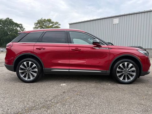 Used 2021 Lincoln Corsair Reserve w/ Equipment Group 201A FWD image 6