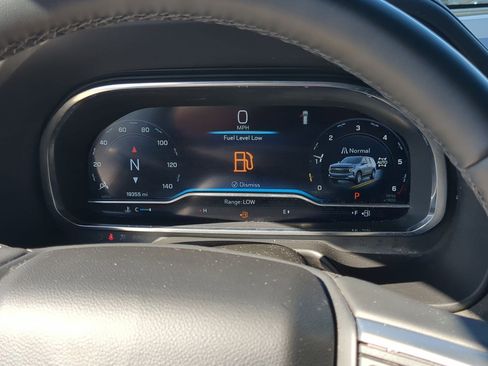 Used 2023 Chevrolet Tahoe Premier image 14