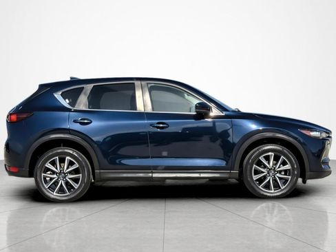 Used 2018 MAZDA CX-5 Touring w/ Preferred Equipment Package AWD/4WD image 6