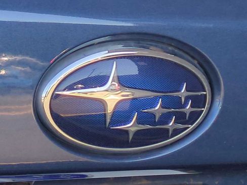 Used 2021 Subaru Outback Premium image 12