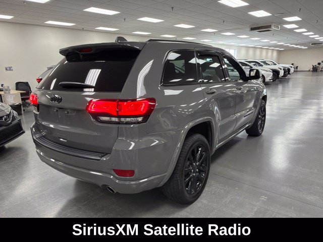 Used 2020 Jeep Grand Cherokee Altitude AWD/4WD image 7