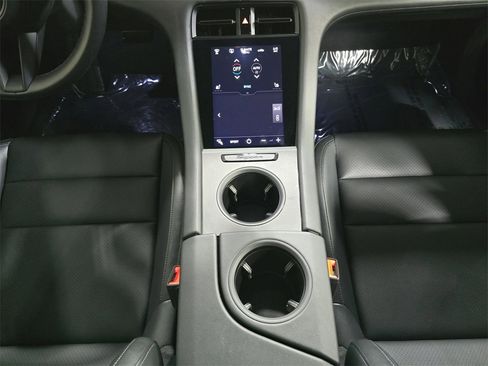 Used 2023 Porsche Taycan image 20