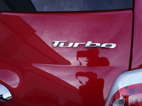 Used 2018 FIAT 500 Pop image 24