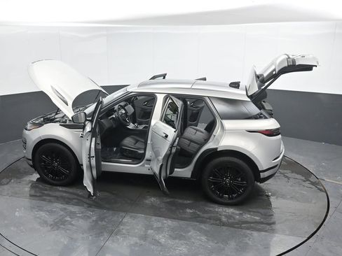 Used 2024 Land Rover Range Rover Evoque Dynamic SE image 56