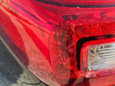 Used 2019 Subaru Outback 3.6R Touring w/ Popular Package #3A image 11