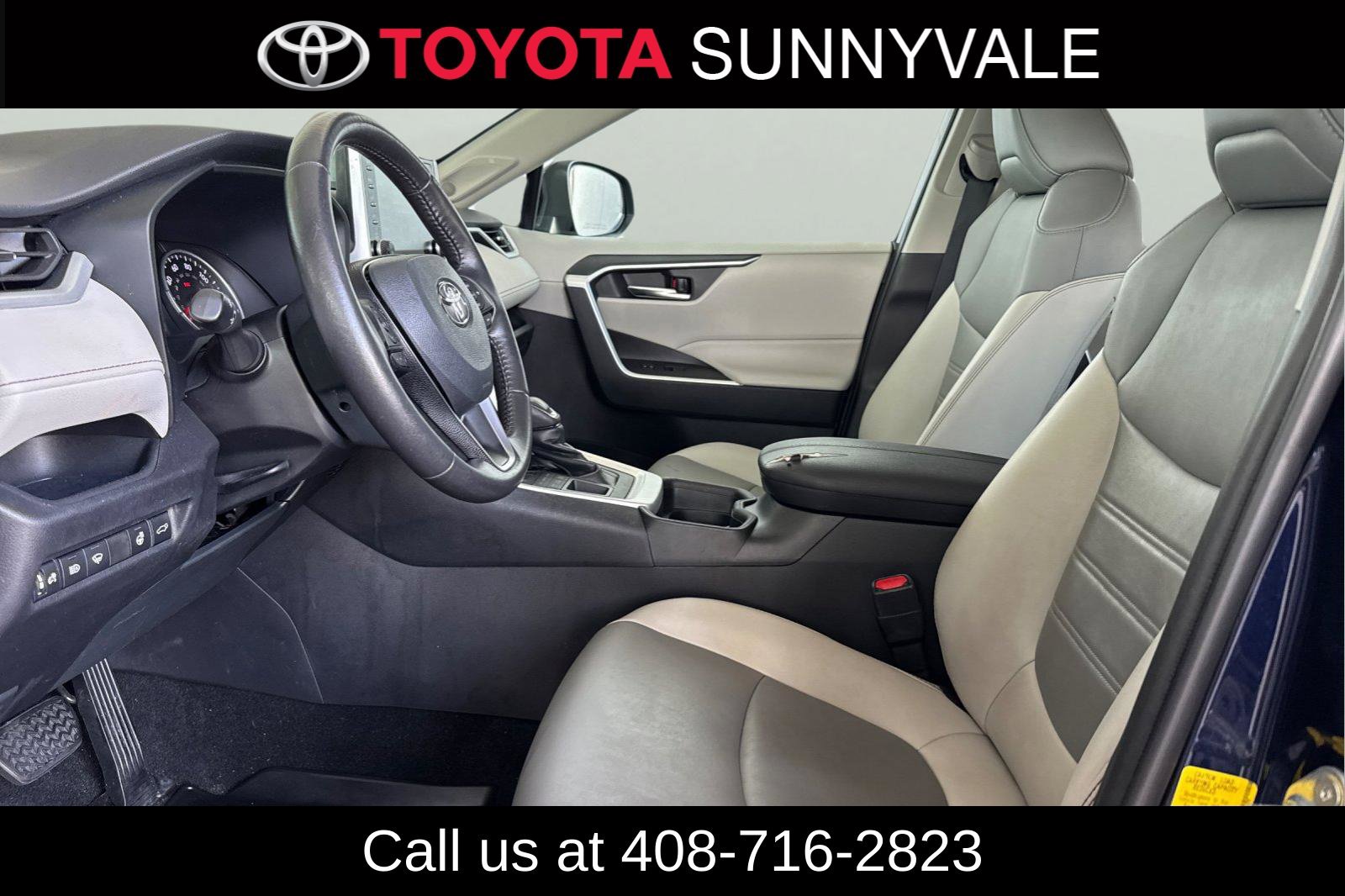Used 2021 Toyota RAV4 XLE Premium AWD/4WD image 14