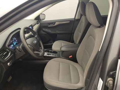 Used 2021 Ford Escape S image 17