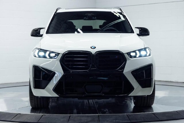 New 2026 BMW X5 M Competition w/ Executive Package AWD/4WD image 7