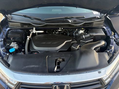 Certified 2024 Honda Odyssey Elite image 30