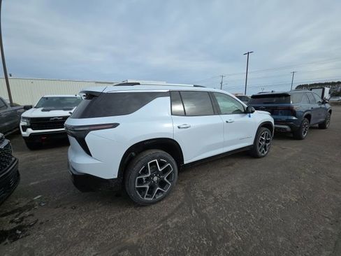 New 2026 Chevrolet Traverse High Country image 8