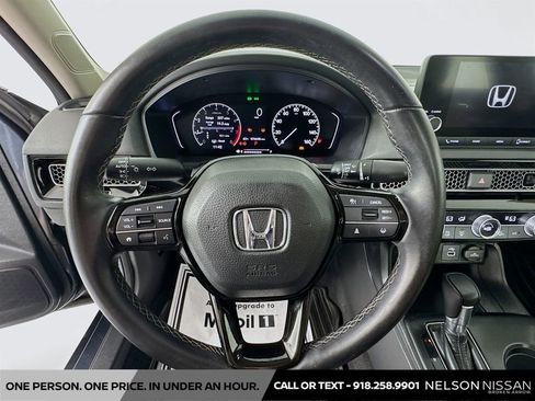 Used 2023 Honda Civic EX image 11