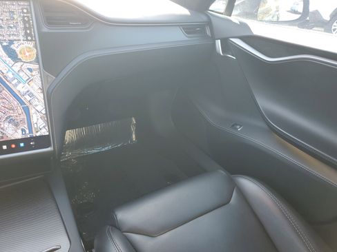 Used 2020 Tesla Model S Performance image 17