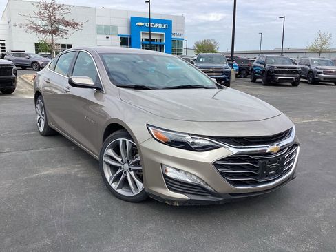 Used 2025 Chevrolet Malibu LT image 7