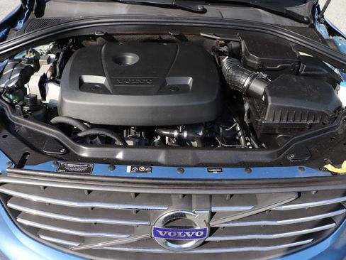 Used 2017 Volvo XC60 T6 Dynamic w/ Climate Package AWD/4WD image 43