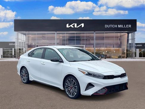 Used 2023 Kia Forte GT image 1