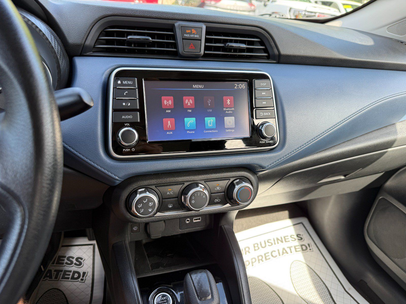 Used 2025 Nissan Versa SV FWD image 28