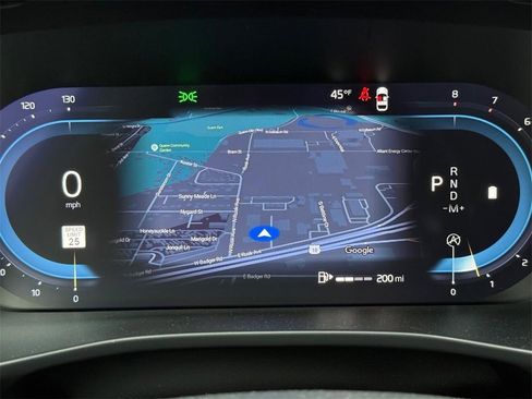 Used 2023 Volvo XC40 B5 Ultimate w/ Climate Package image 18