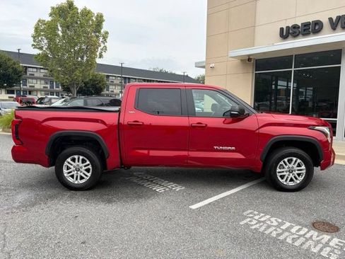 Used 2026 Toyota Tundra SR5 w/ SR5 Premium Package AWD/4WD image 9