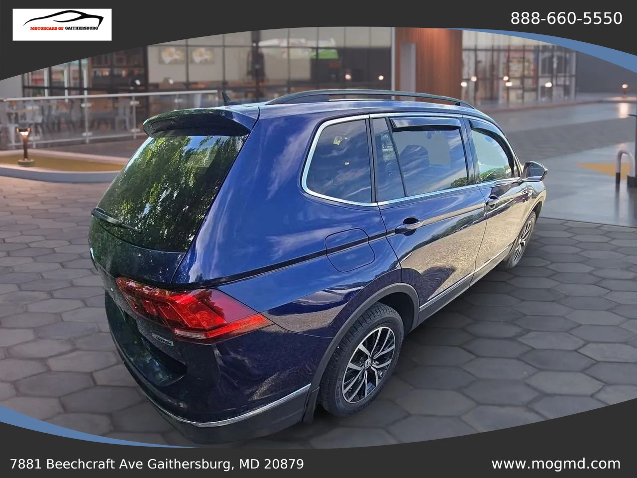 Used 2021 Volkswagen Tiguan SE AWD/4WD image 2