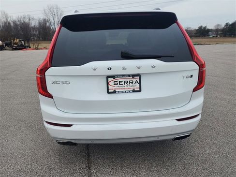 Used 2018 Volvo XC90 T6 Momentum w/ Momentum Plus Package image 13