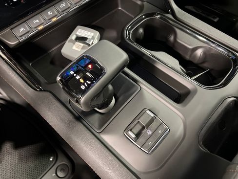 New 2026 GMC Sierra 1500 AT4 AWD/4WD image 25