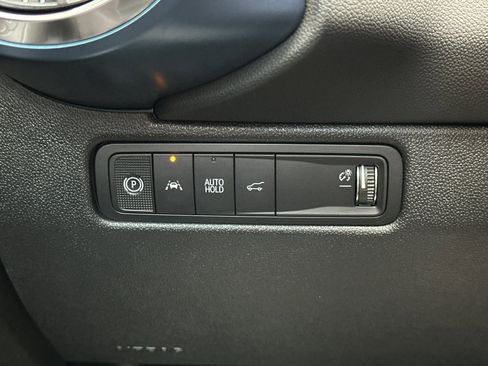 New 2026 Chevrolet Equinox EV LT image 29