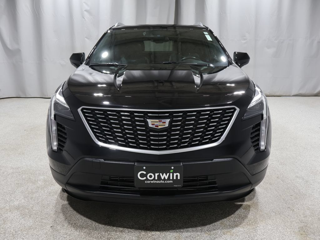 Used 2023 Cadillac XT4 Luxury w/ Cold Weather Package AWD/4WD image 7