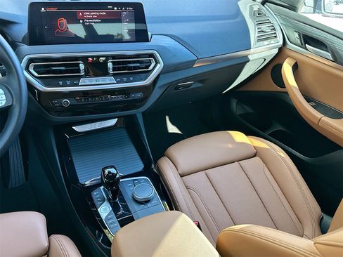 Used 2024 BMW X3 sDrive30i w/ Convenience Package image 23