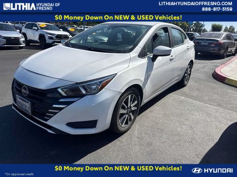 Used 2024 Nissan Versa SV FWD image 1