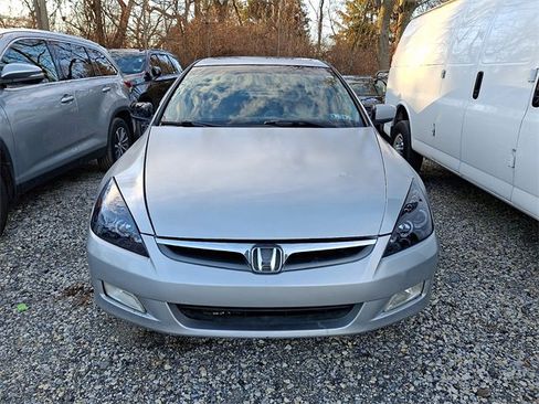 Used 2004 Honda Accord EX image 2
