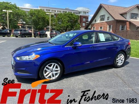 Used 2016 Ford Fusion SE FWD image 1