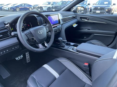 New 2026 Toyota Camry SE image 10
