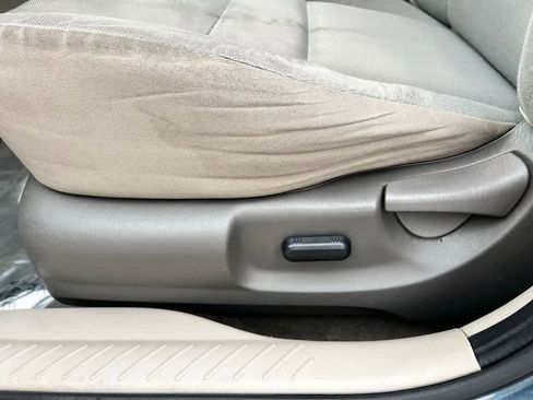 Used 2011 Ford Escape XLT w/ 202A Rapid Spec Order Code image 19