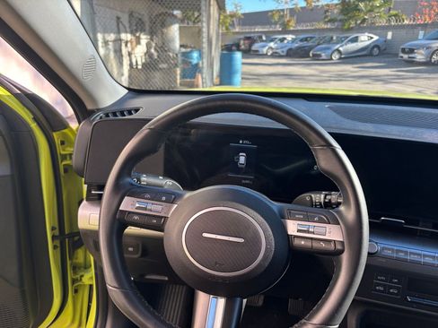 Used 2025 Hyundai Kona SEL image 34