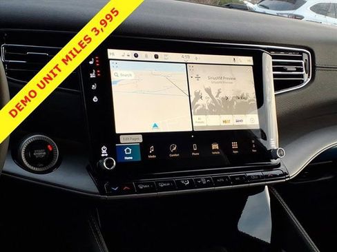 New 2026 Jeep Grand Wagoneer Limited w/ 8-Passenger Seating Package image 8