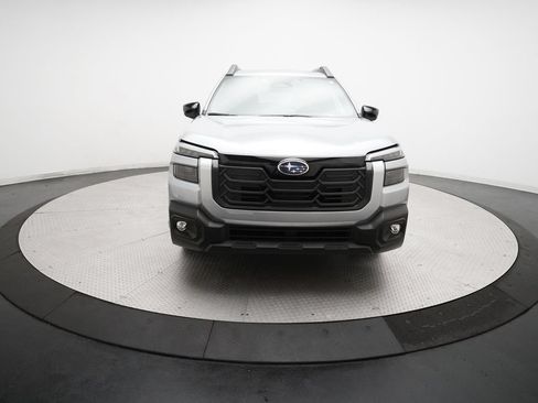 Used 2026 Subaru Outback Limited AWD/4WD image 11