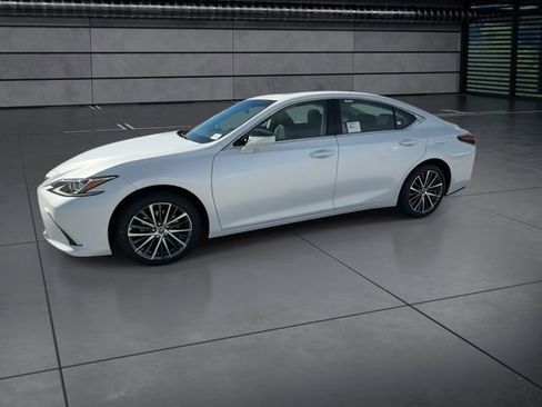 New 2025 Lexus ES 350 w/ Premium Package FWD image 5