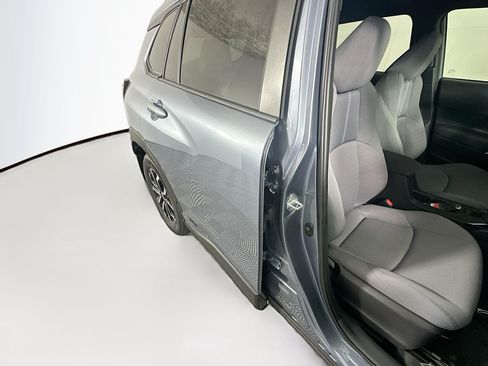 Used 2024 Toyota Corolla Cross AWD Hybrid image 28